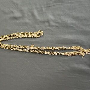 Elegant Gold Chain Necklace